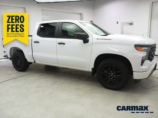 White 2023 Chevrolet Silverado 1500 Custom