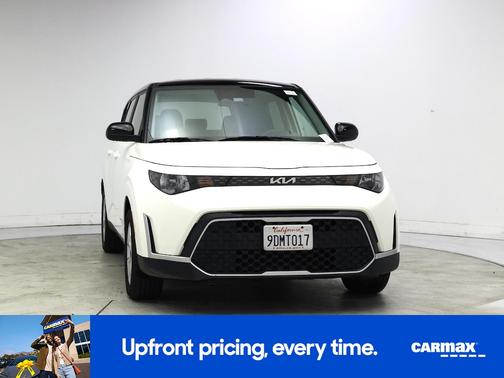 White 2023 Kia Soul S