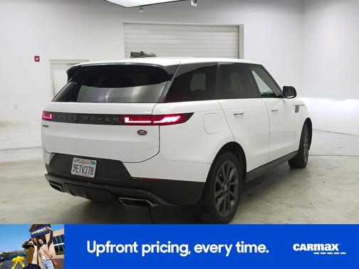 White 2023 Land Rover Range Rover Sport SE