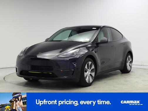 Gray 2024 Tesla Model Y Long Range