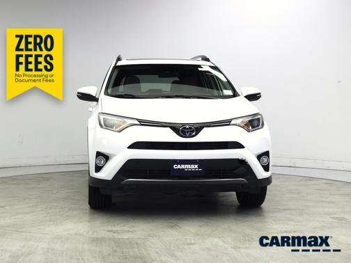 White 2018 Toyota RAV4 XLE