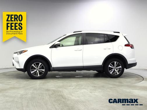 White 2018 Toyota RAV4 XLE