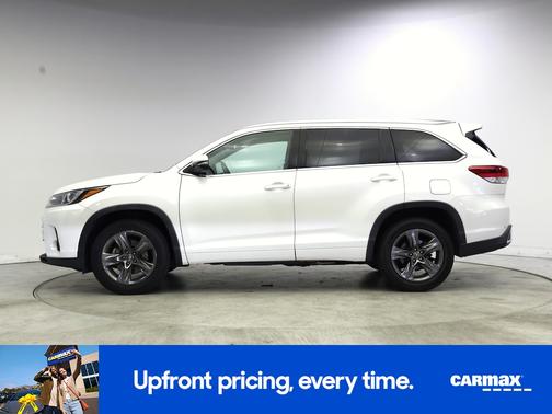 White 2017 Toyota Highlander Limited Platinum
