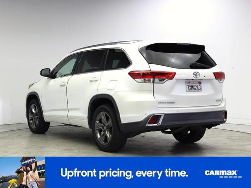 White 2017 Toyota Highlander Limited Platinum