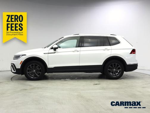 White 2022 Volkswagen Tiguan SE
