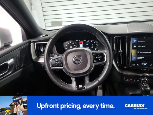 2019 Volvo XC60 T5 R-Design