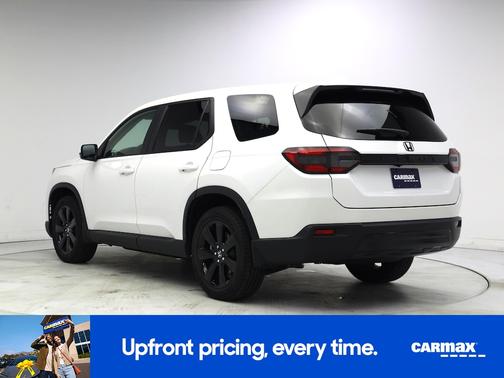 White 2024 Honda Pilot EX-L