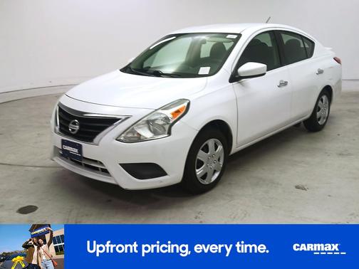 2019 Nissan Versa SV