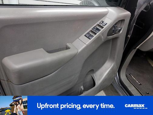 Gray 2016 Nissan Frontier SV