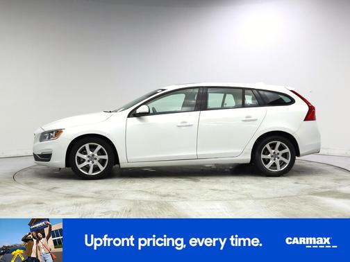 White 2015 Volvo V60 T5