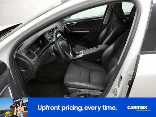 White 2015 Volvo V60 T5