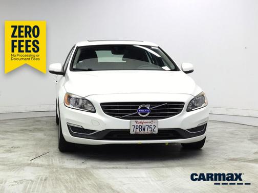 White 2015 Volvo V60 T5