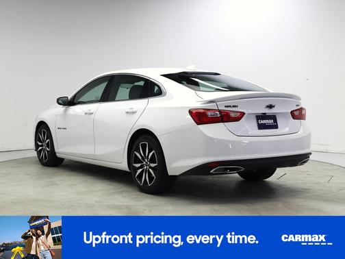 White 2023 Chevrolet Malibu RS