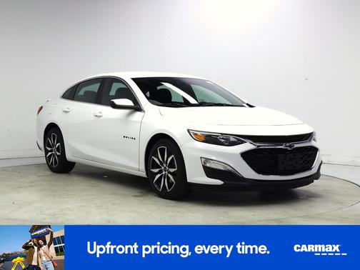 White 2023 Chevrolet Malibu RS
