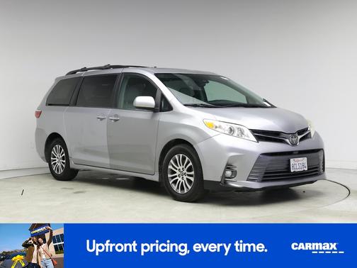 2018 Toyota Sienna XLE