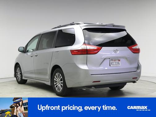 2018 Toyota Sienna XLE