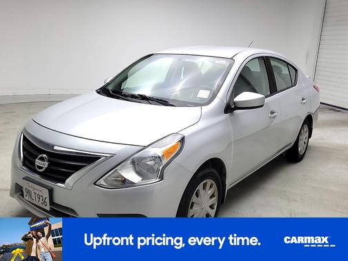 2017 Nissan Versa SV