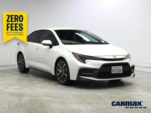White 2021 Toyota Corolla SE