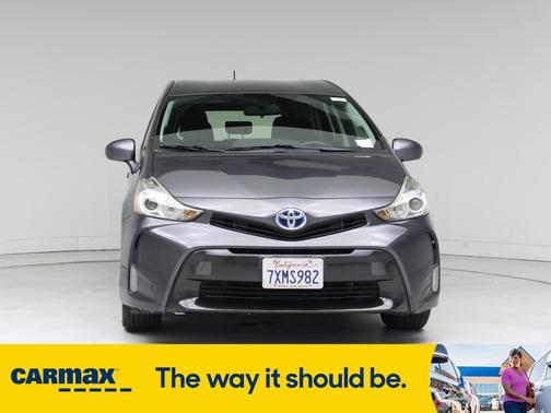 2017 Toyota Prius v Three