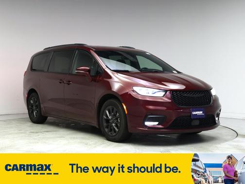 2021 Chrysler Pacifica Touring