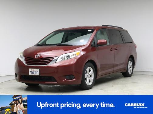 2016 Toyota Sienna LE