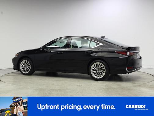 2023 Lexus ES 300h Luxury