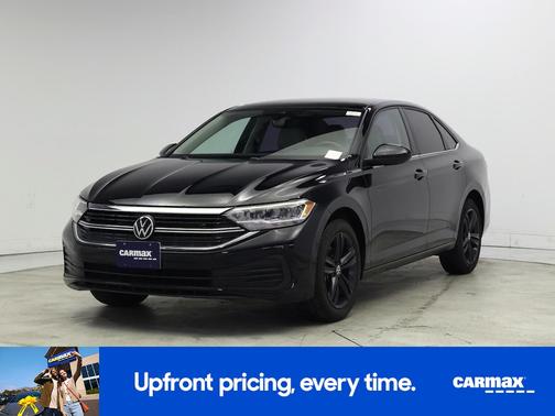 Black 2023 Volkswagen Jetta SE