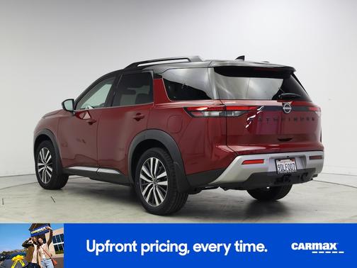 2022 Nissan Pathfinder Platinum