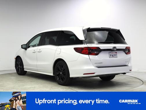 White 2023 Honda Odyssey Sport