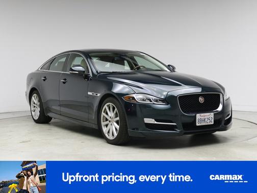 2017 Jaguar XJ R-Sport