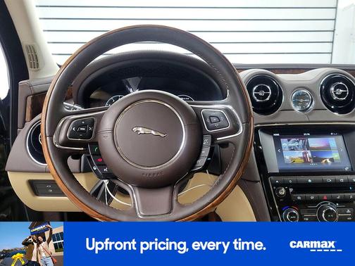 2017 Jaguar XJ R-Sport