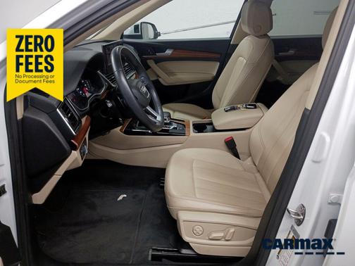 White 2023 Audi Q5 S-Line Premium