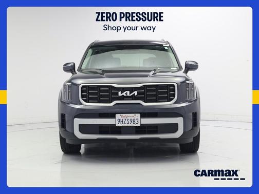 Gray 2024 Kia Telluride S