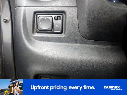 Gray 2017 Nissan Versa Note SV