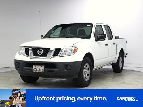 White 2014 Nissan Frontier SV