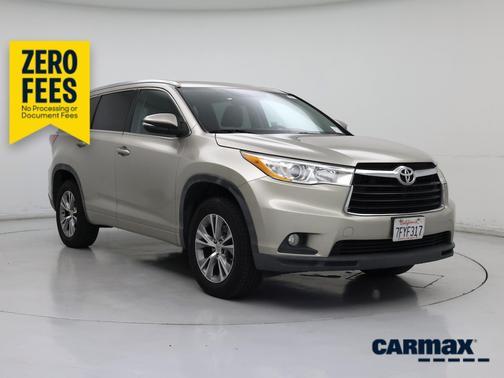 Gold 2014 Toyota Highlander XLE