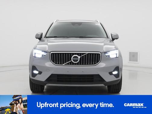 Gray 2024 Volvo XC40 B5 Plus Bright Theme