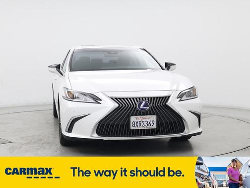 2021 Lexus ES 300h