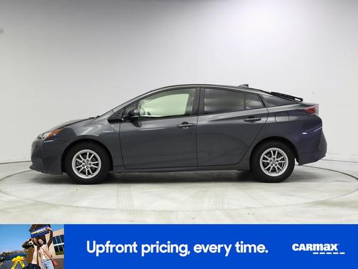 Gray 2017 Toyota Prius Three
