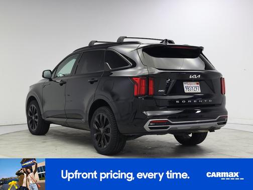 Black 2022 Kia Sorento SX