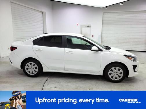 White 2022 Kia Rio S