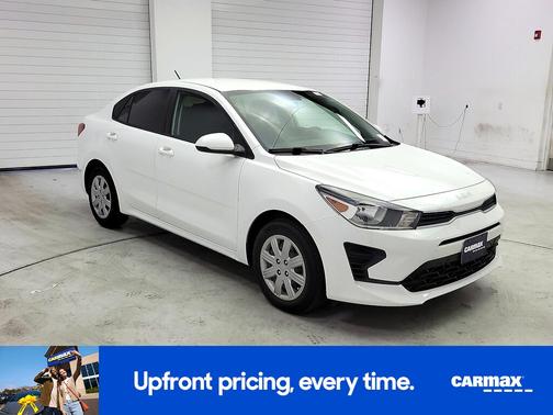 White 2022 Kia Rio S