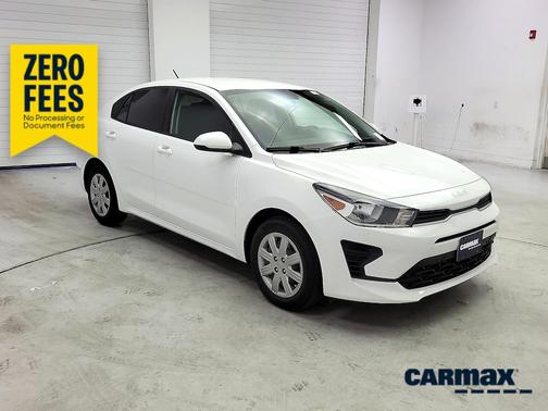 White 2022 Kia Rio S