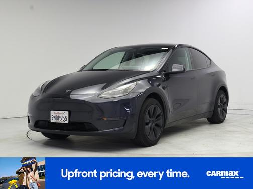 Gray 2024 Tesla Model Y Long Range