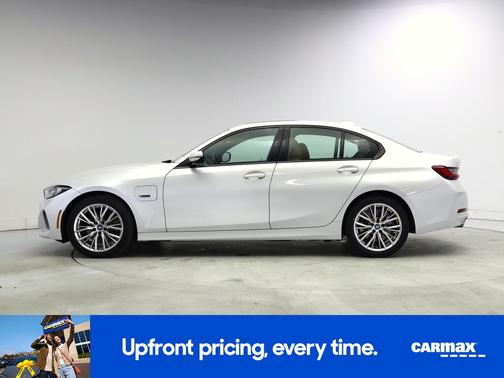 White 2023 BMW 330e