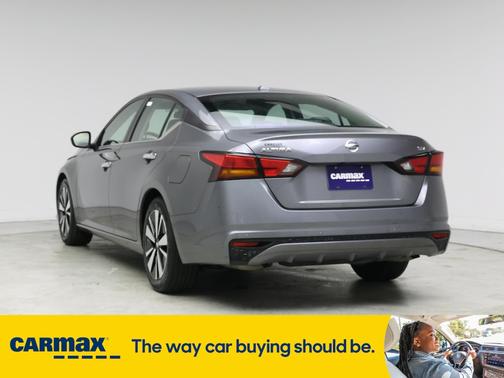 2022 Nissan Altima SV