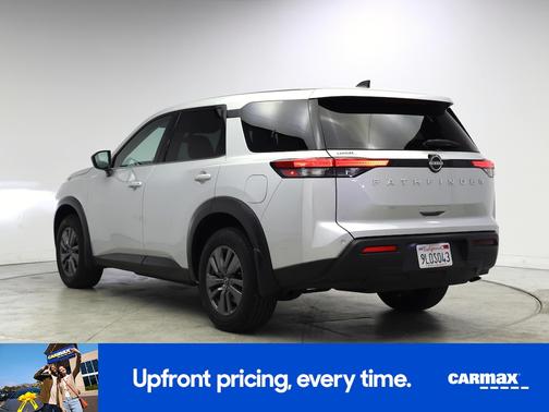 Silver 2024 Nissan Pathfinder S