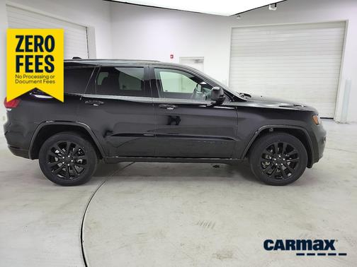 Black 2020 Jeep Grand Cherokee Altitude