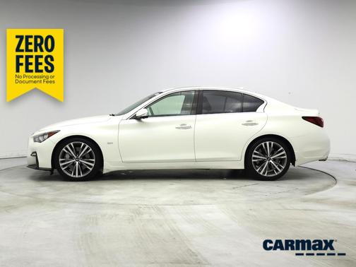 White 2018 INFINITI Q50 Sport