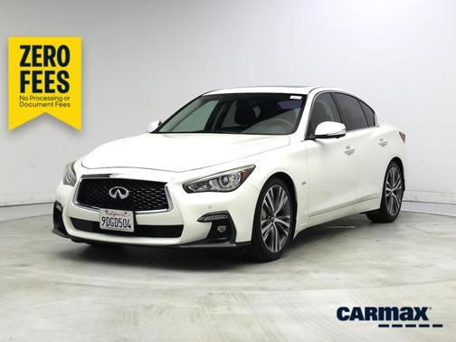 White 2018 INFINITI Q50 Sport